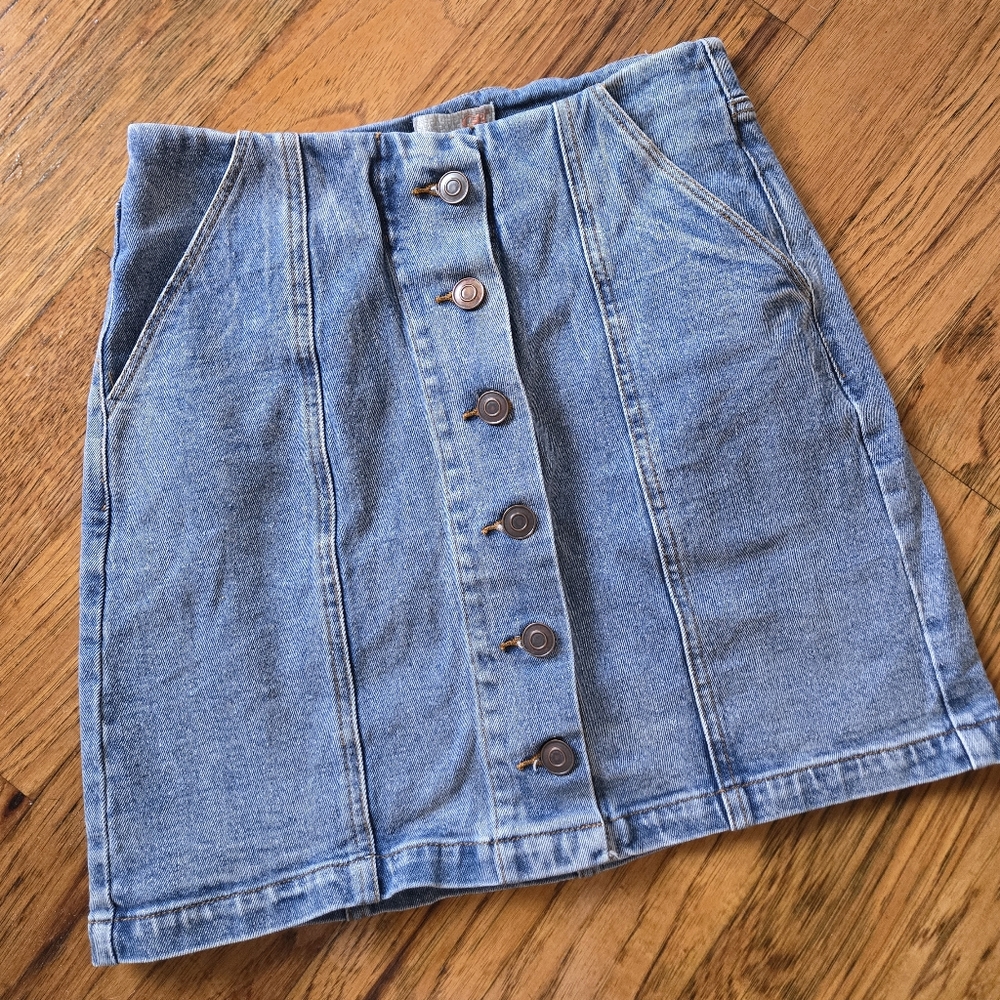 Gianni Bini Jean Button Down Mini Skirt XS